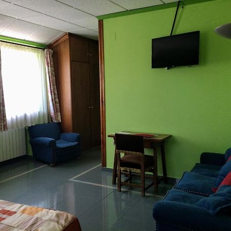 Real Hotel Гуардо Екстериор снимка