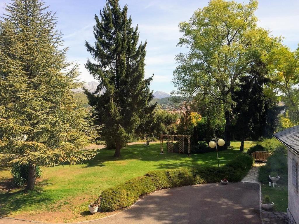Real Hotel Гуардо Екстериор снимка