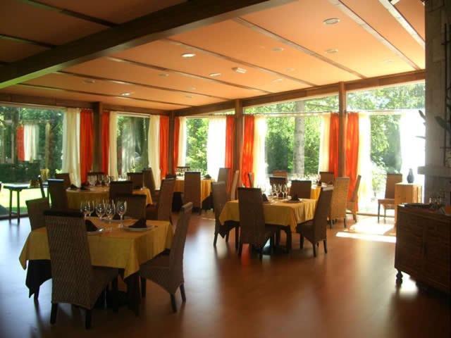 Real Hotel Гуардо Екстериор снимка