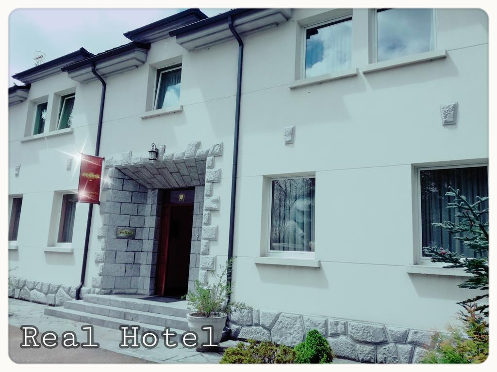 Real Hotel Гуардо Екстериор снимка