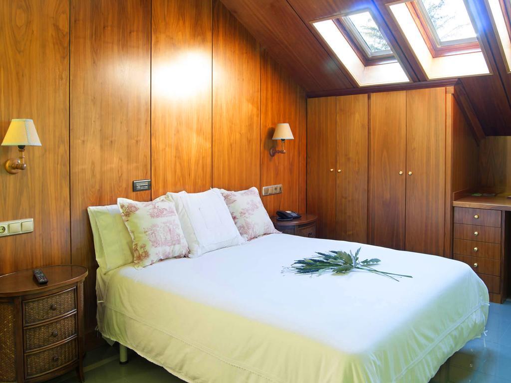 Real Hotel Гуардо Екстериор снимка